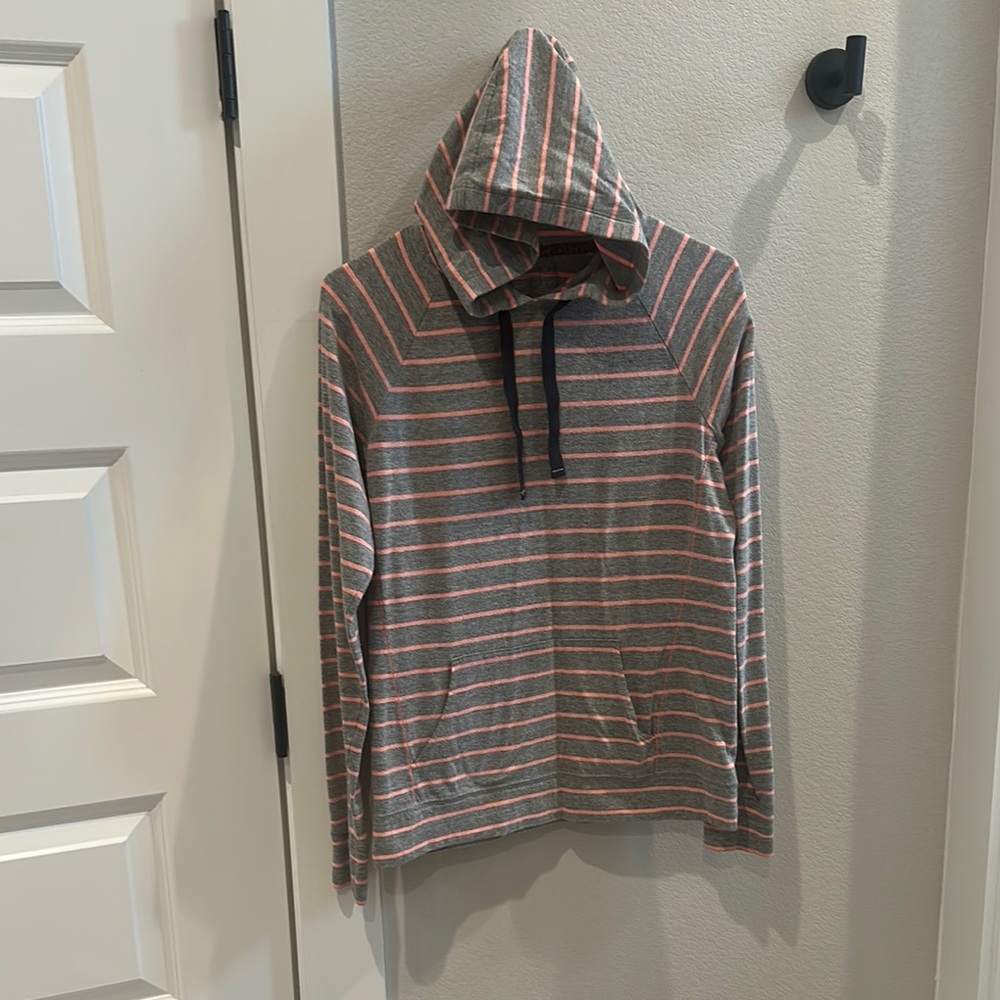 GUC Under Armour UA Women’s Size M Medium Hooded Hoodie Long Sleeve Top Striped